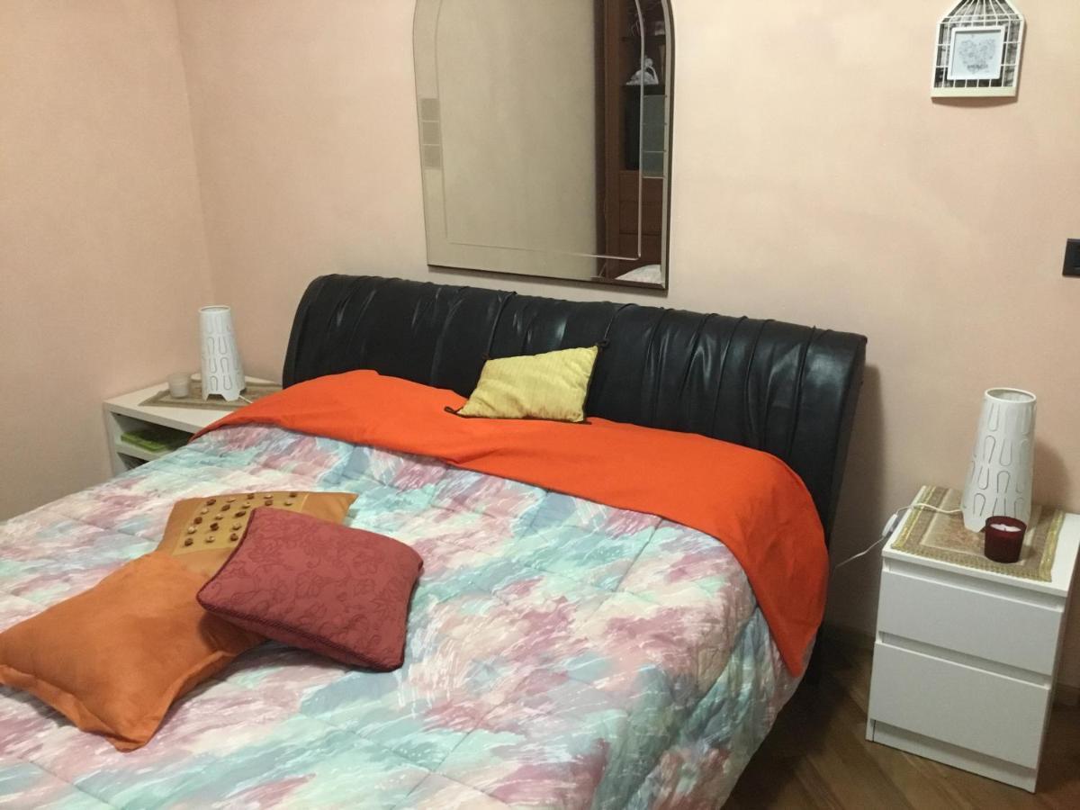 カステナーゾ La Stellina Bed & Breakfast エクステリア 写真