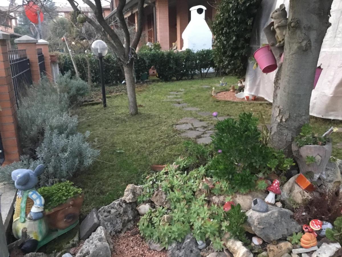 カステナーゾ La Stellina Bed & Breakfast エクステリア 写真
